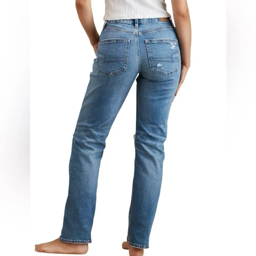American Eagle Stretch Curvy Ripped Straight Jean Size 2